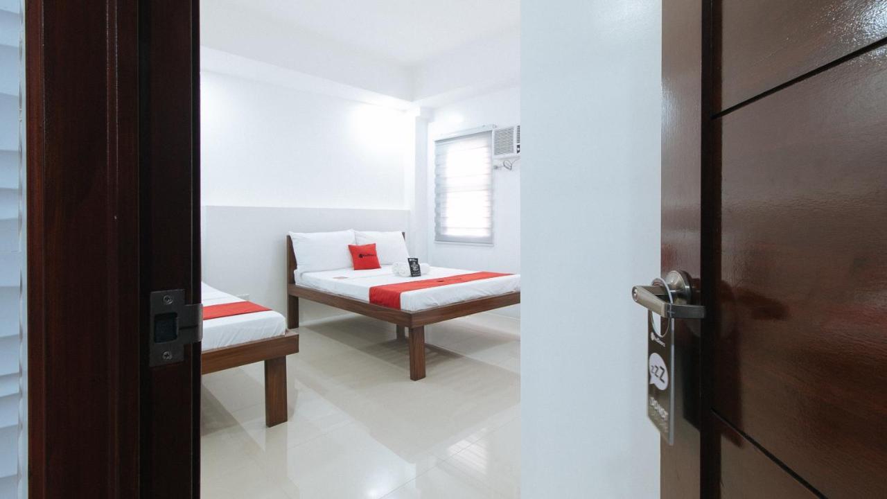 Reddoorz Plus At Dbuilders Poblacion Bgc ตากิก ภายนอก รูปภาพ