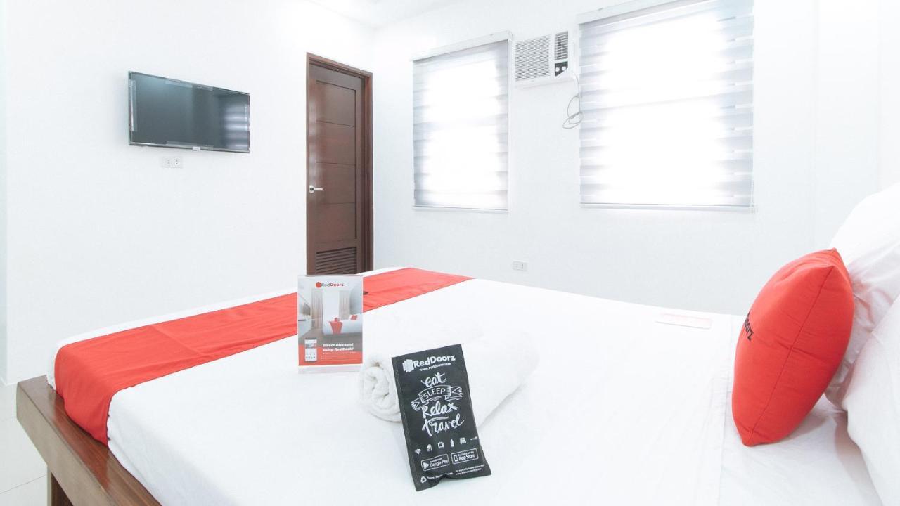 Reddoorz Plus At Dbuilders Poblacion Bgc ตากิก ภายนอก รูปภาพ