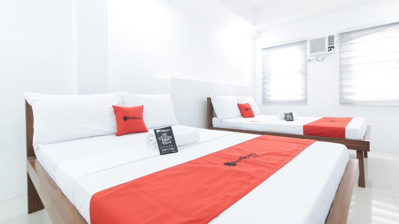 Reddoorz Plus At Dbuilders Poblacion Bgc ตากิก ภายนอก รูปภาพ